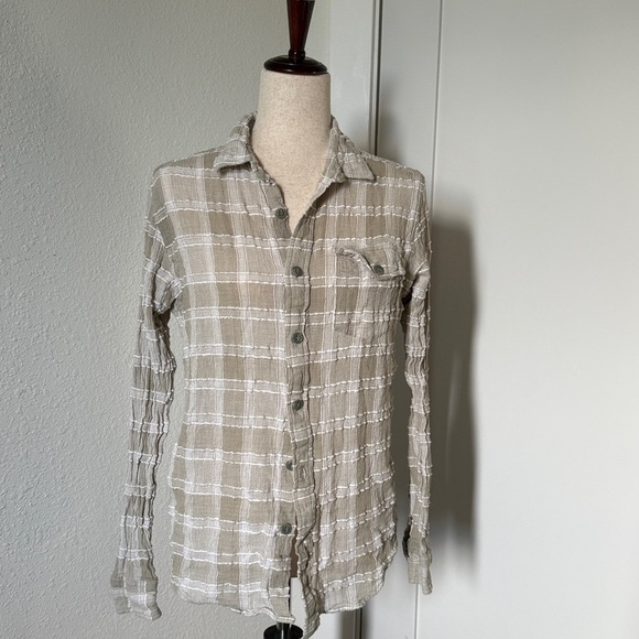 Tops - Cotton Button Up Shirt Size Small
